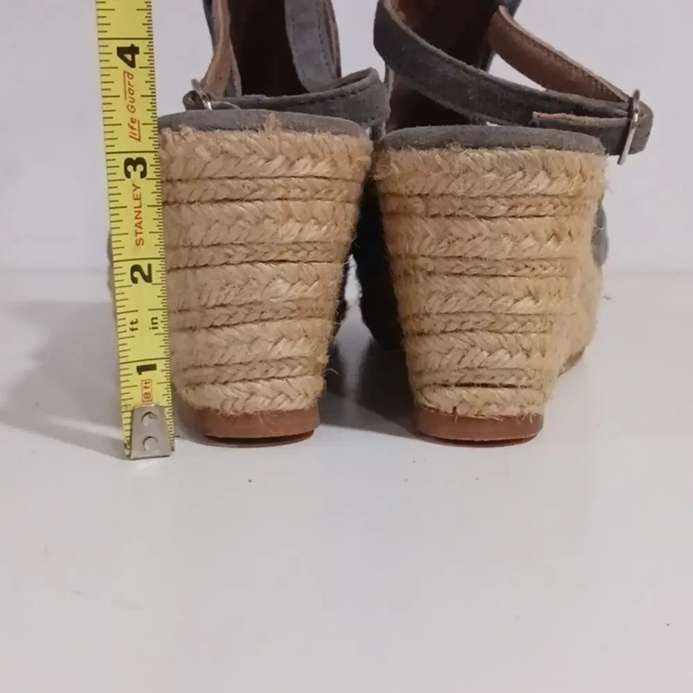 Eric Michael Blue Gray Suede Platform Espadrilles Womans sz 39/8.5-9 Ankle Strap